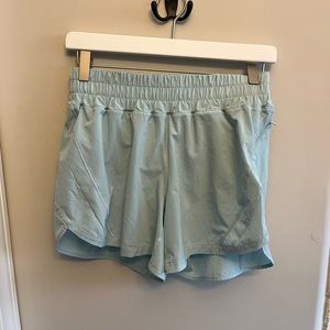 Lululemon track that shorts size 6